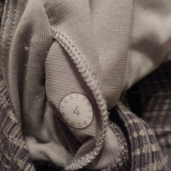 Lululemon Energy Bra - Picture 11 of 12